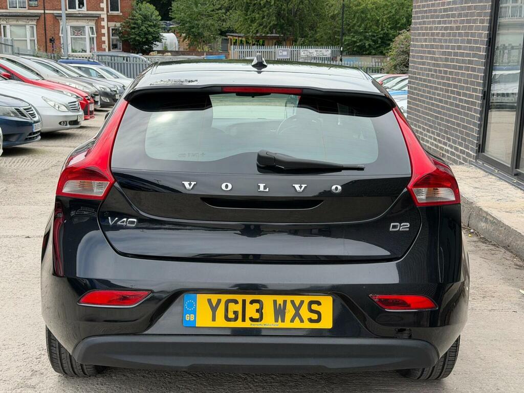 Volvo V40 1.6 D2 Se Euro 5 Ss Black #5