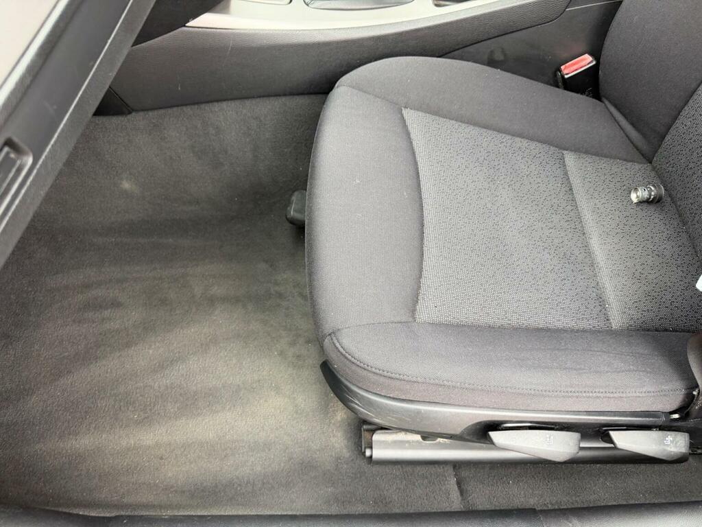 BMW 3 Series 2.0 318I M Sport Euro 4 Silver #17