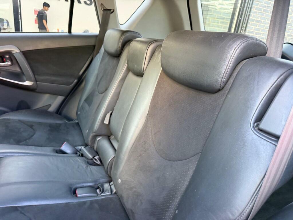 Toyota Rav 4 2.2 D-cat Sr Suv 4Wd Euro 5 150 P Silver #28