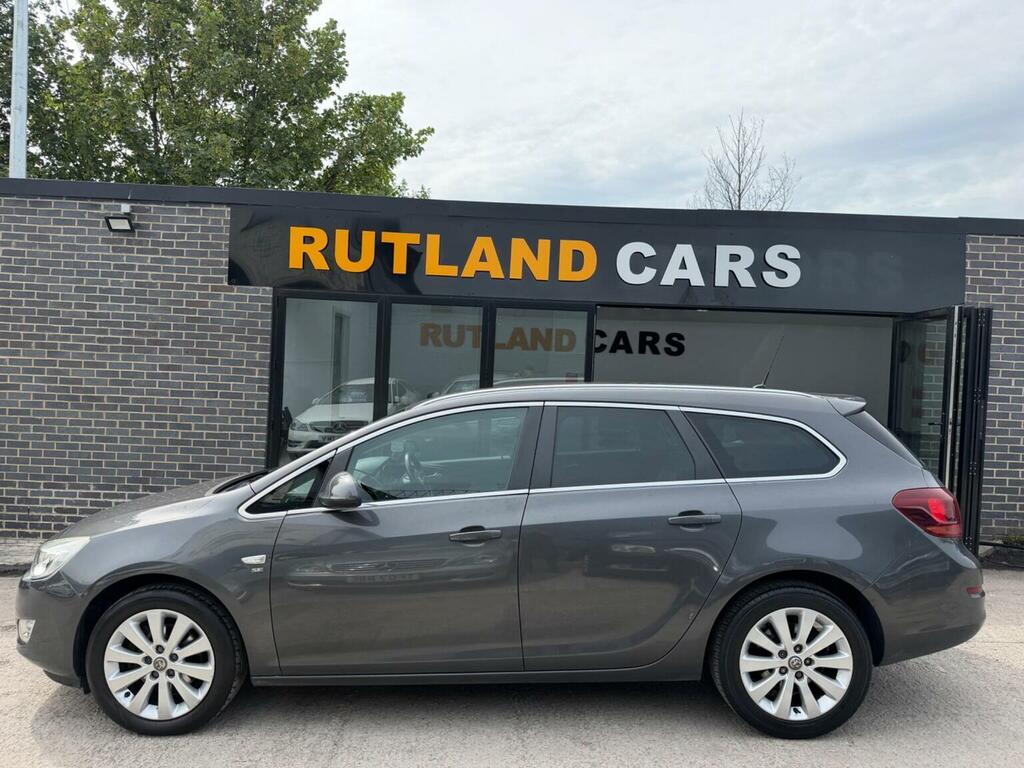 Vauxhall Astra Estate 2.0 Cdti Se Sports Tourer Euro 5 Black #7