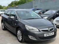 Vauxhall Astra Estate 2.0 Cdti Se Sports Tourer Euro 5 Black #36