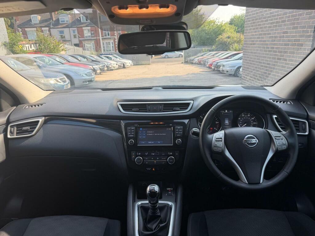 Nissan Qashqai 1.2 Dig-t N-tec 2Wd Euro 5 Ss Red #24