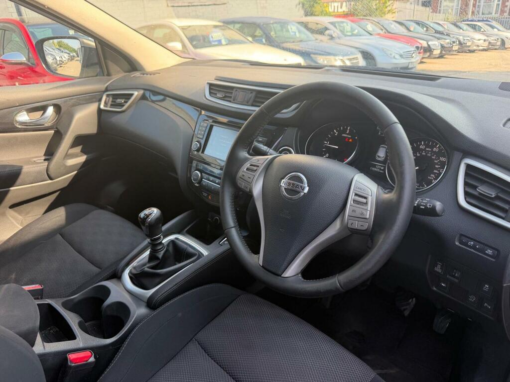 Nissan Qashqai 1.2 Dig-t N-tec 2Wd Euro 5 Ss Red #11