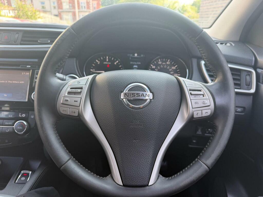 Nissan Qashqai 1.2 Dig-t N-tec 2Wd Euro 5 Ss Red #29