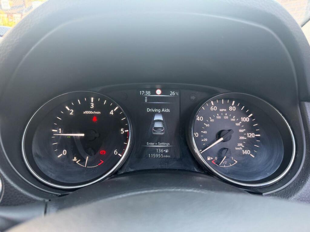 Nissan Qashqai 1.2 Dig-t N-tec 2Wd Euro 5 Ss Red #30