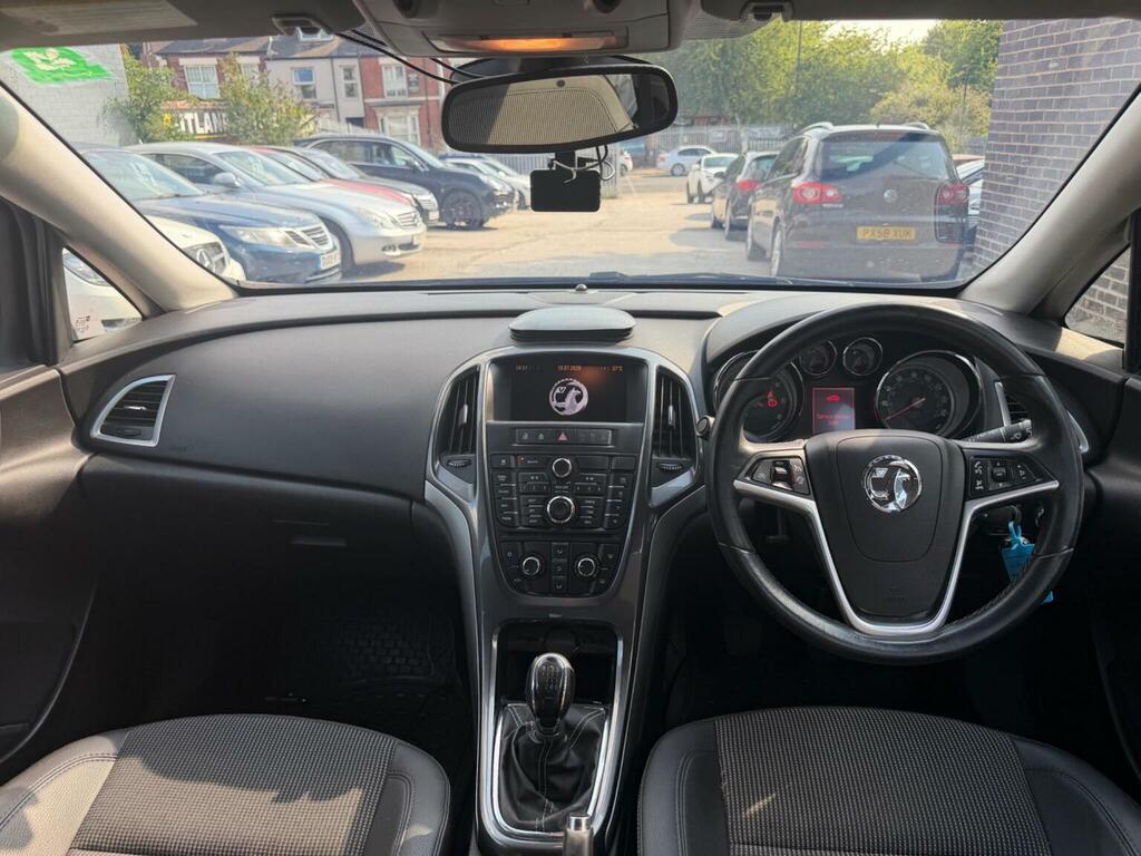 Vauxhall Astra Estate 1.6 16V Sri Sports Tourer Euro 5 2013 Grey #24