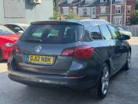 Vauxhall Astra Estate 1.6 16V Exclusiv Sports Tourer Euro 5 Black #37