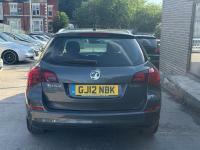 Vauxhall Astra Estate 1.6 16V Exclusiv Sports Tourer Euro 5 Black #35