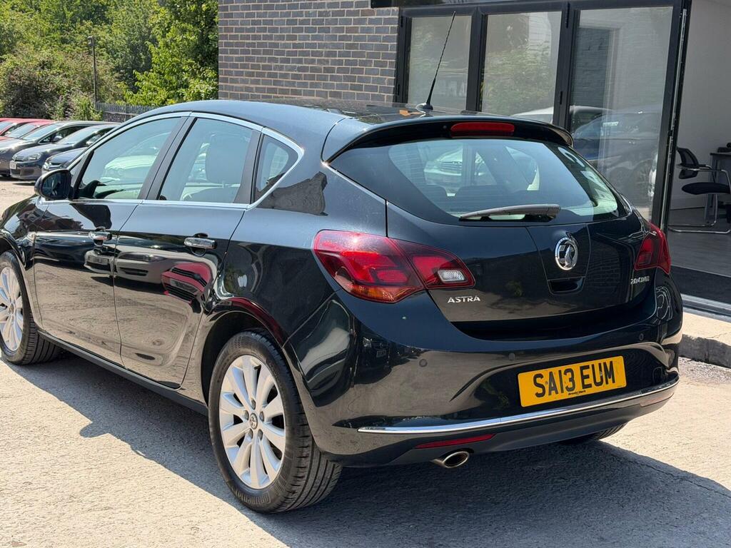 Vauxhall Astra 2.0 Cdti Ecoflex Elite Euro 5 Ss Black #4
