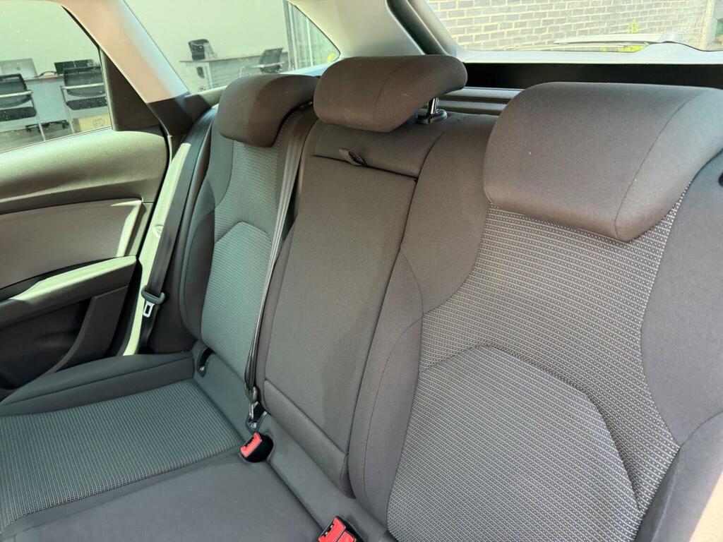 Seat Leon 1.2 Tsi Se Dynamic Technology Red #26