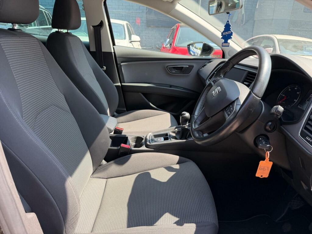 Seat Leon 1.2 Tsi Se Dynamic Technology Red #23