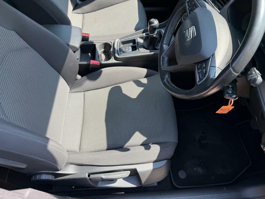 Seat Leon 1.2 Tsi Se Dynamic Technology Red #22