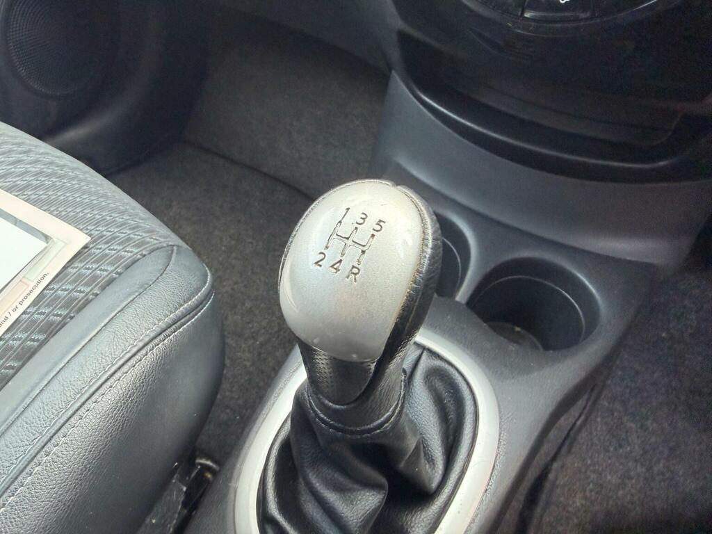 Nissan Note 1.2 12V White #32