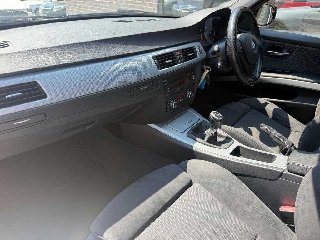 BMW 3 Series Black #16
