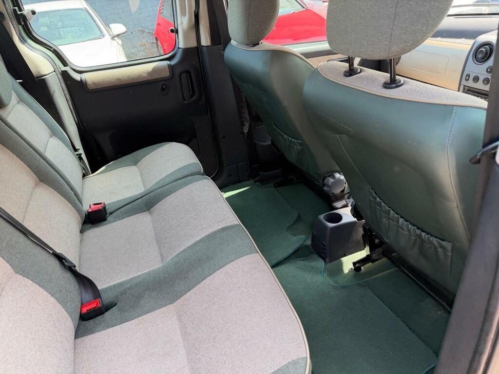 Peugeot Partner Hdi Combi Escapade Silver #33
