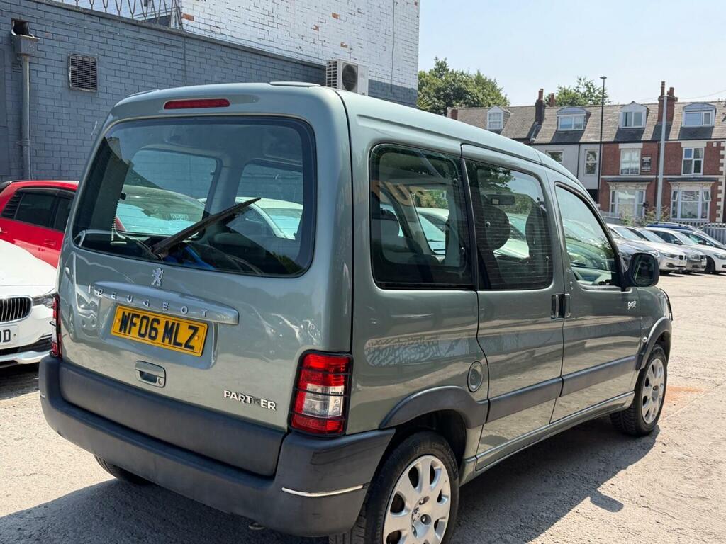 Peugeot Partner Hdi Combi Escapade Silver #14