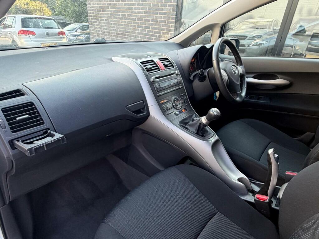 Toyota Auris 1.6 Tr Multimode Black #16