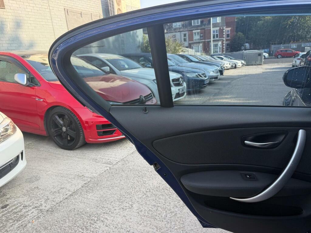 BMW 1 Series  Black #25