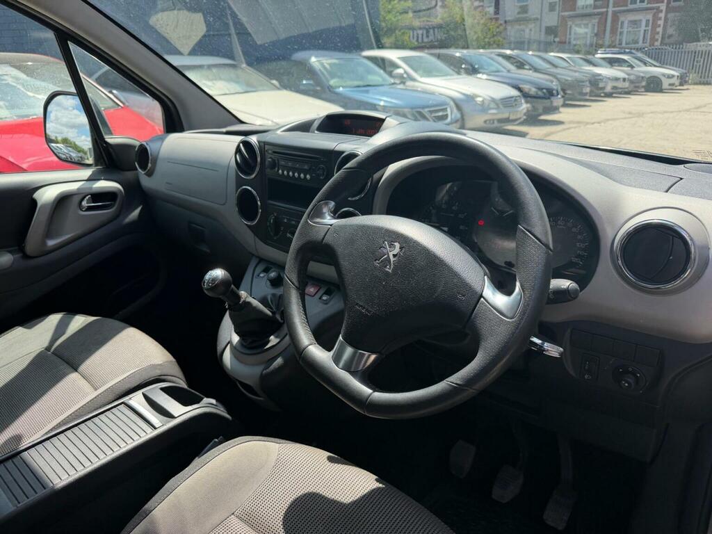 Peugeot Partner Tepee Tepee S Blue #11