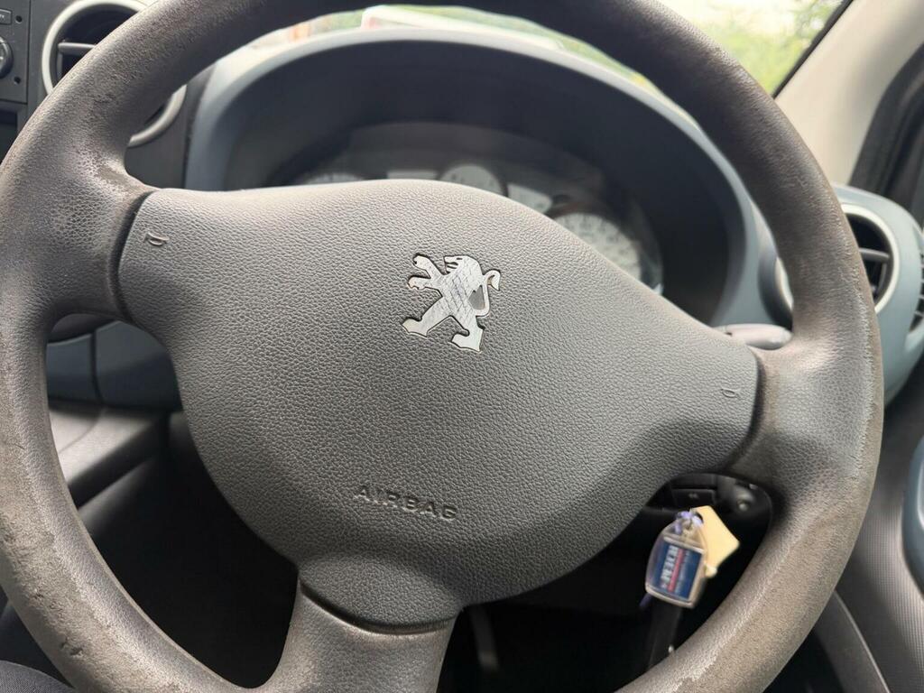 Peugeot Partner Tepee Hdi Tepee Grey #44
