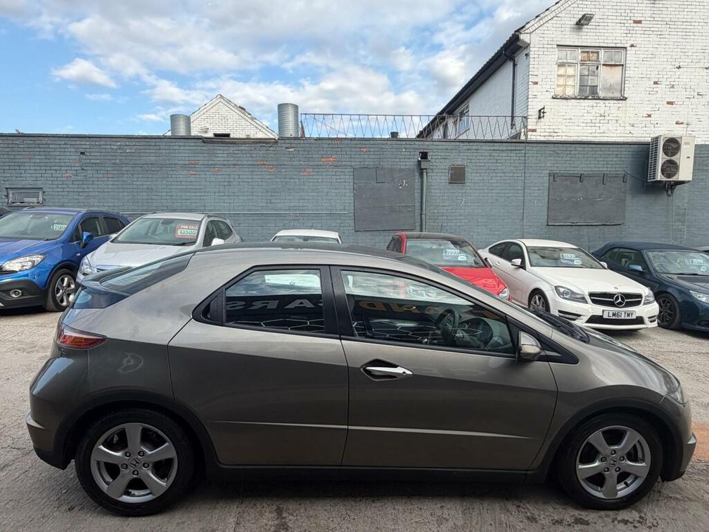Honda Civic 1.8L Se Black #8