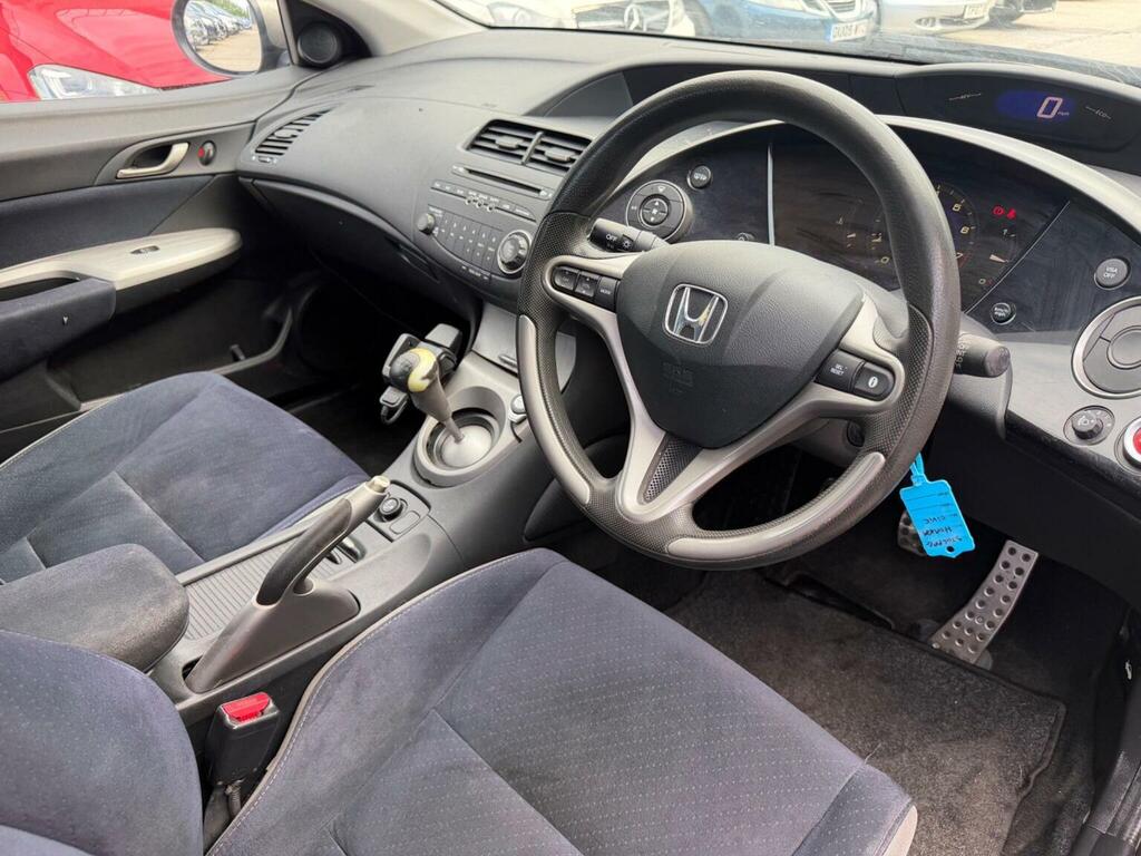 Honda Civic 1.8L Se Black #11