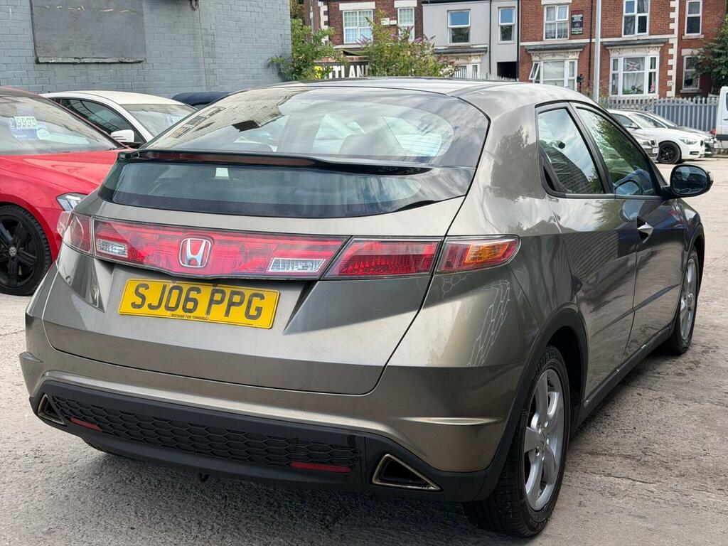 Honda Civic 1.8 I-vtec Se Grey #4