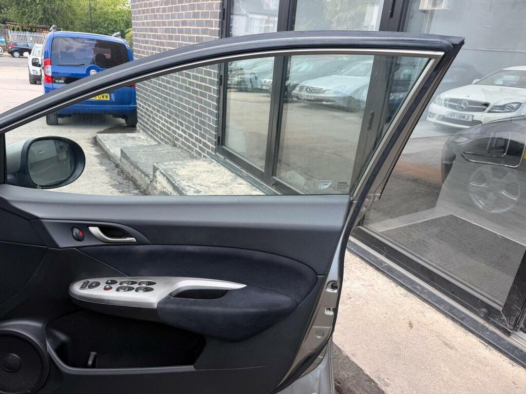 Honda Civic 1.8L Se Black #9