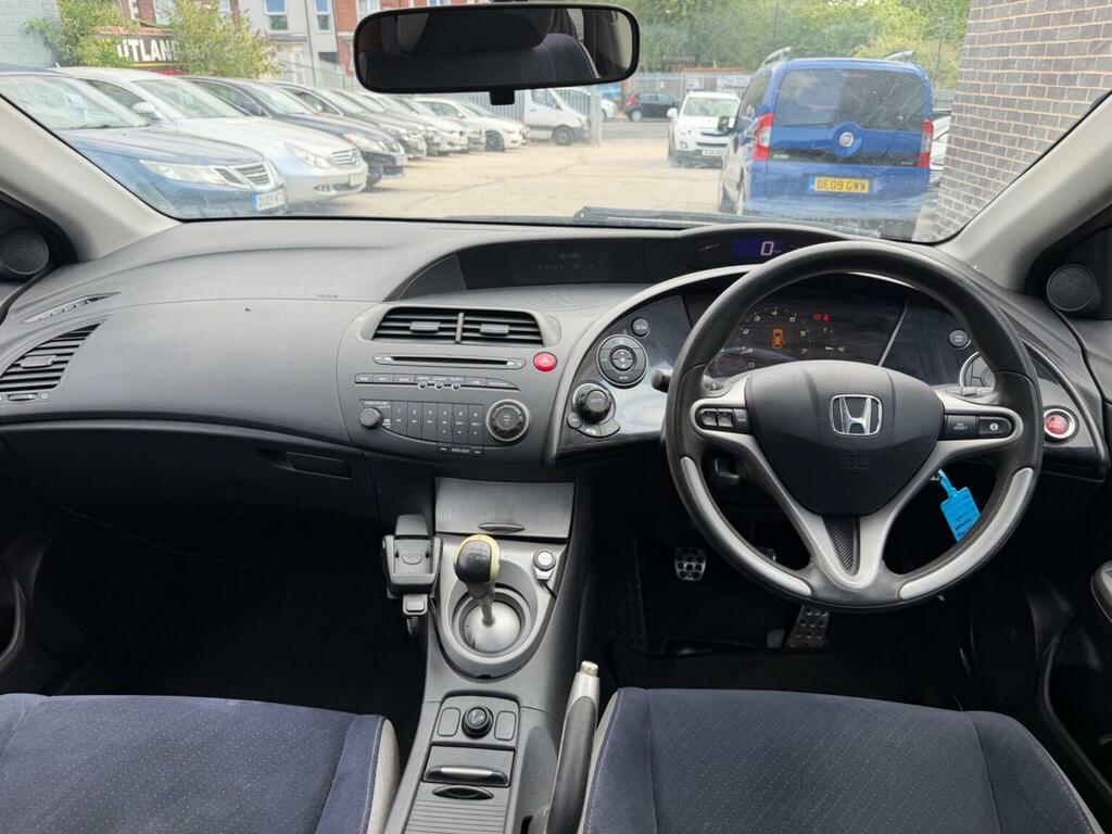 Honda Civic 1.8L Se Black #24
