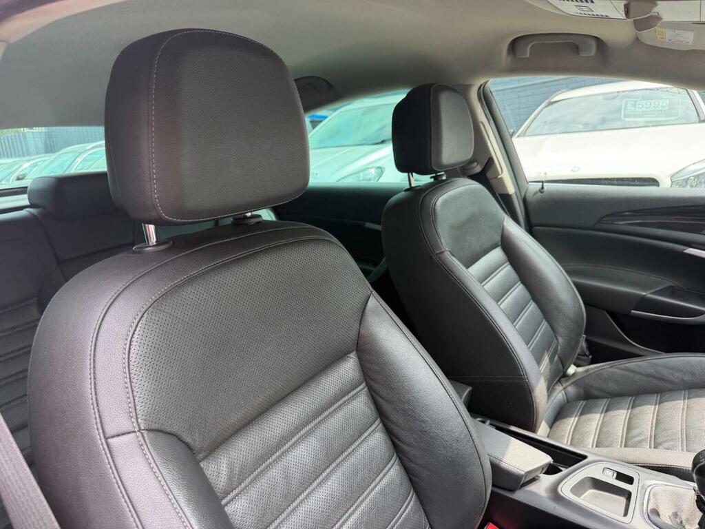 Vauxhall Insignia Tech Line Cdti Ecoflex Ss 5-Door Black #12