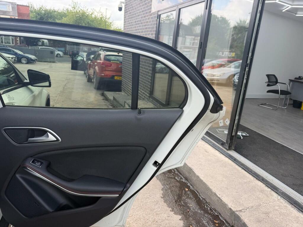 Mercedes-Benz GLA Class Gla250 4Matic Amg  #19