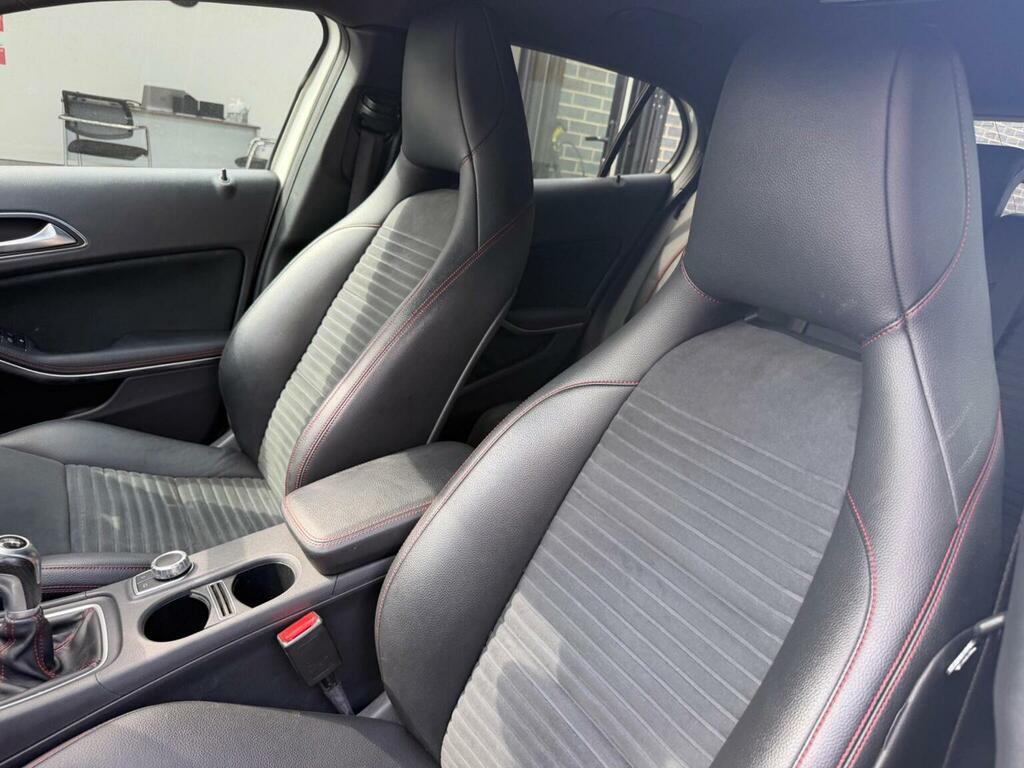 Mercedes-Benz GLA Class Gla250 4Matic Amg  #17