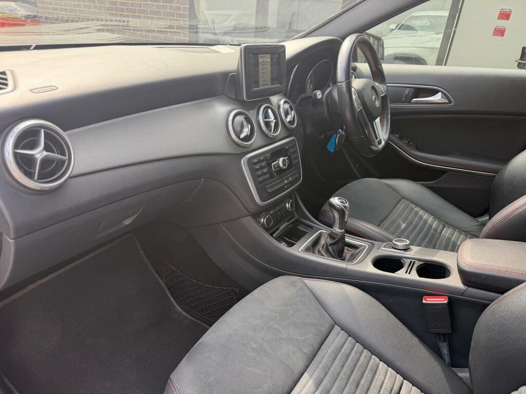 Mercedes-Benz GLA Class Gla250 4Matic Amg  #16