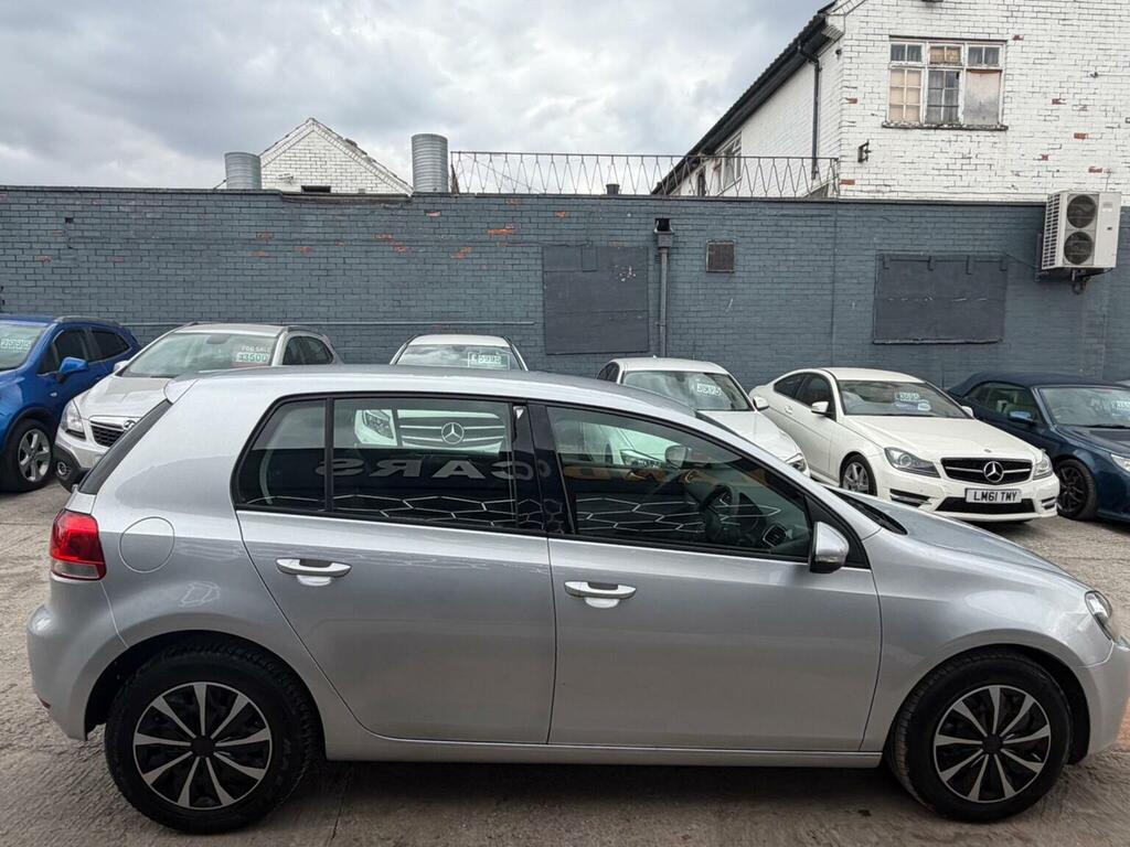 Volkswagen Golf 1.6 Se Tdi Bluemotion Technology 103 Bhp Black #8