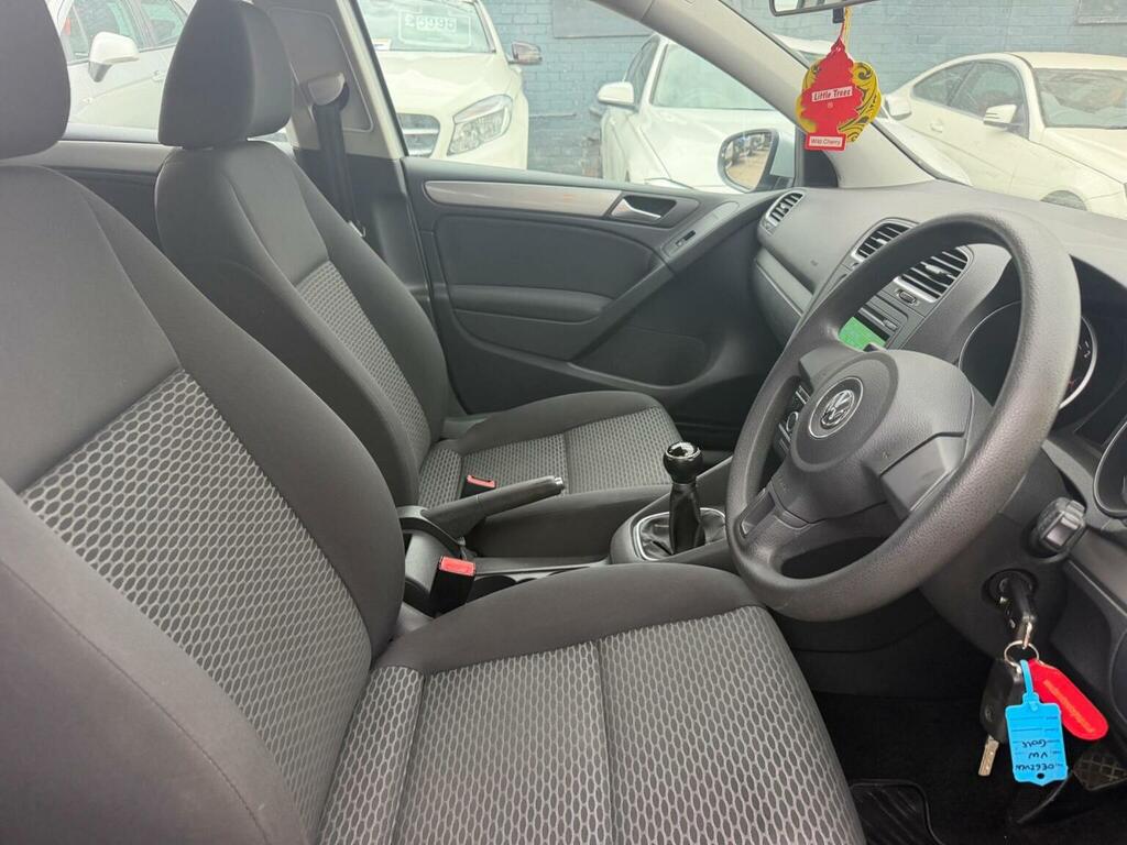 Volkswagen Golf 1.6 Se Tdi Bluemotion Technology 103 Bhp Black #10
