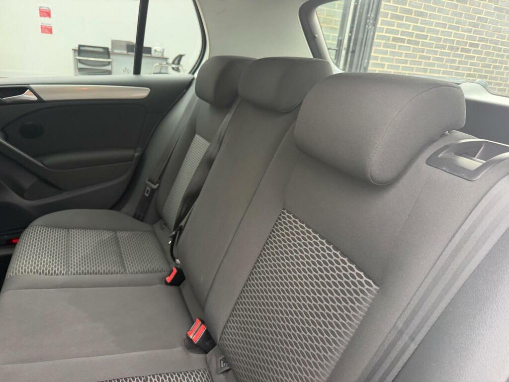 Volkswagen Golf 1.6 Se Tdi Bluemotion Technology 103 Bhp Black #28
