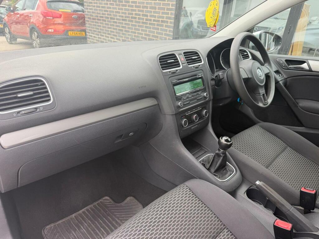 Volkswagen Golf 1.6 Se Tdi Bluemotion Technology 103 Bhp Black #16