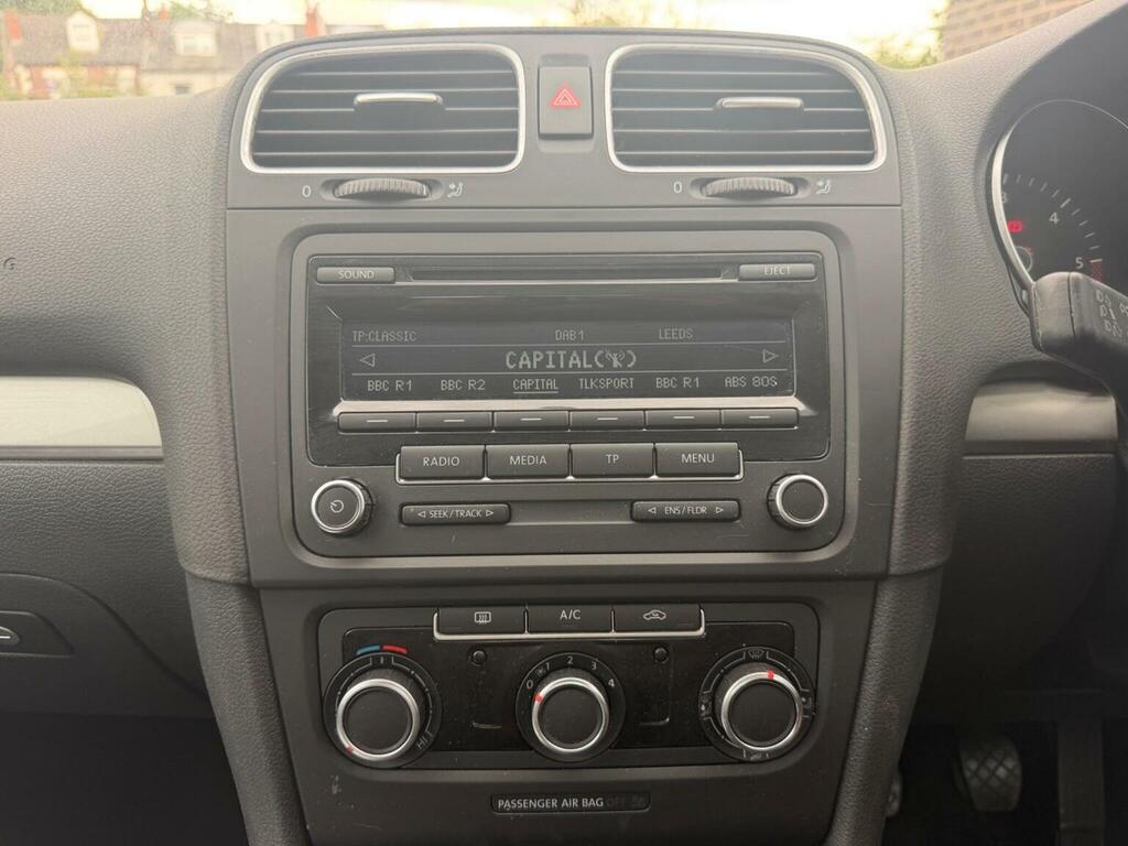 Volkswagen Golf 1.6 Se Tdi Bluemotion Technology 103 Bhp Black #32