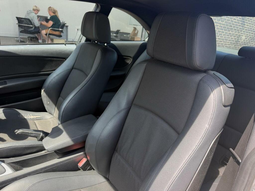 BMW 1 Series Series Black #17