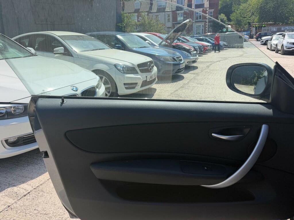 BMW 1 Series Series Black #14