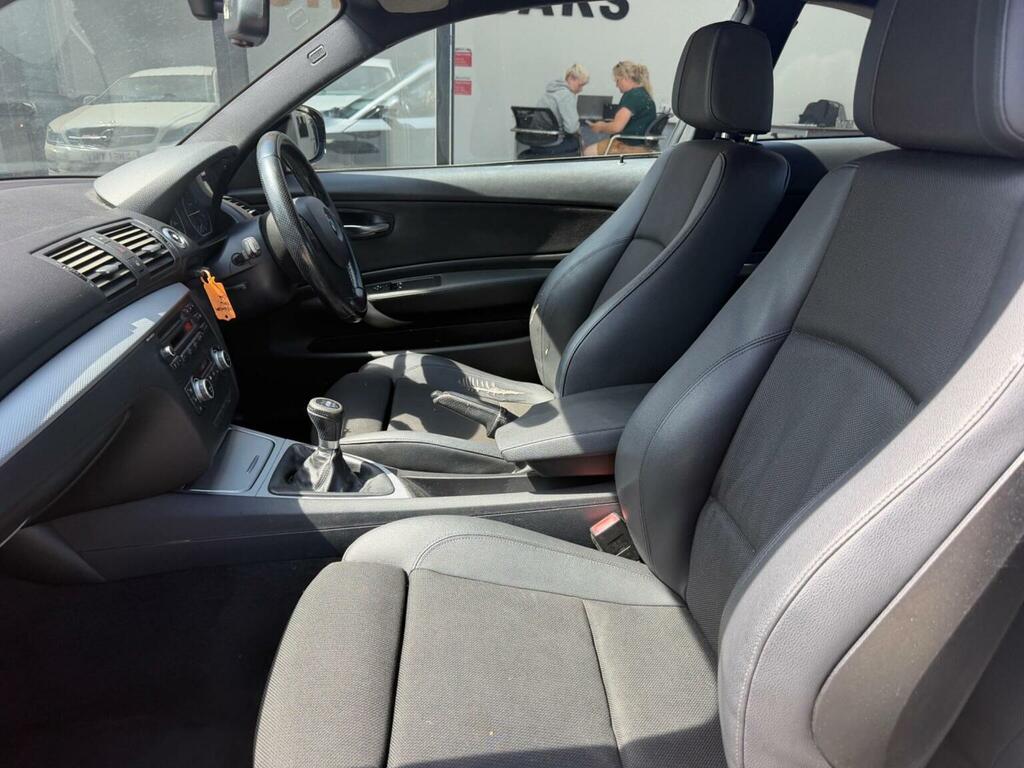 BMW 1 Series Series Black #15