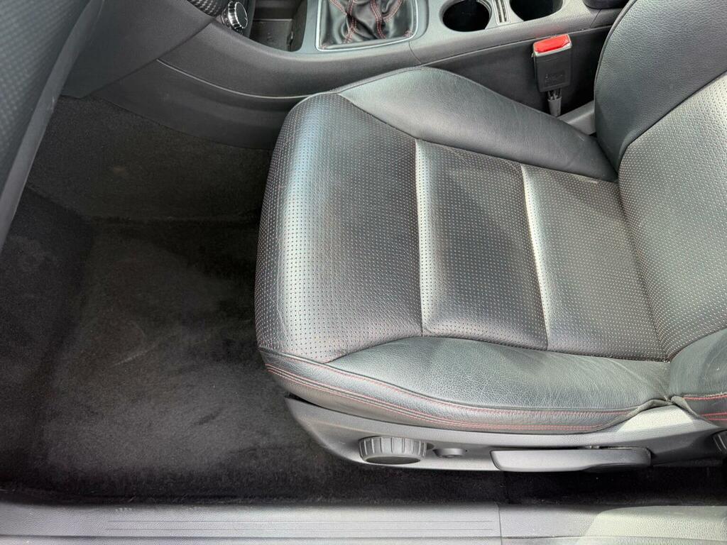 Mercedes-Benz A Class A200 Blueefficiency Amg Sport Red #17