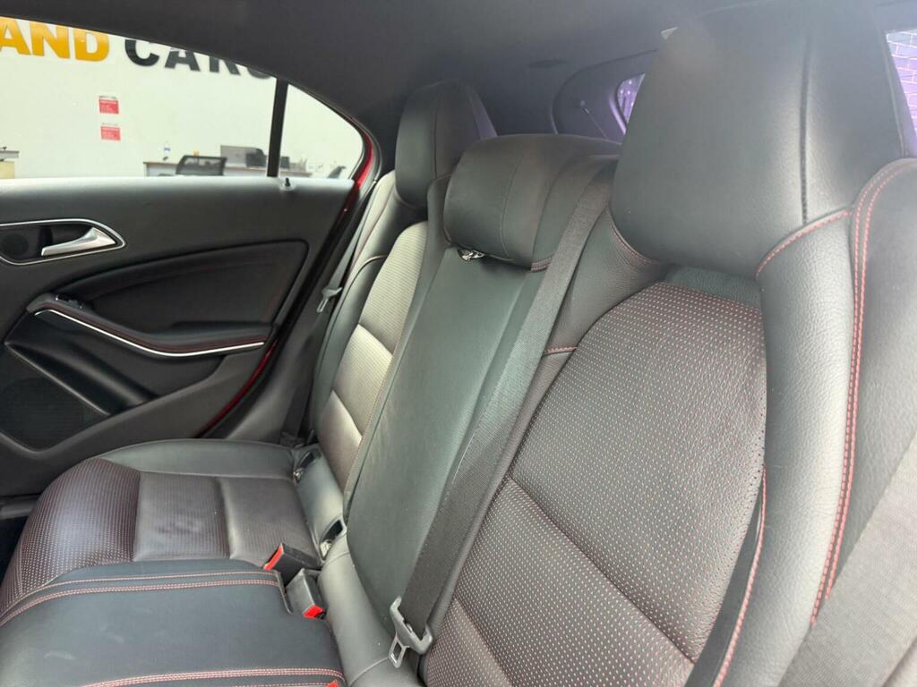 Mercedes-Benz A Class A200 Blueefficiency Amg Sport Red #27