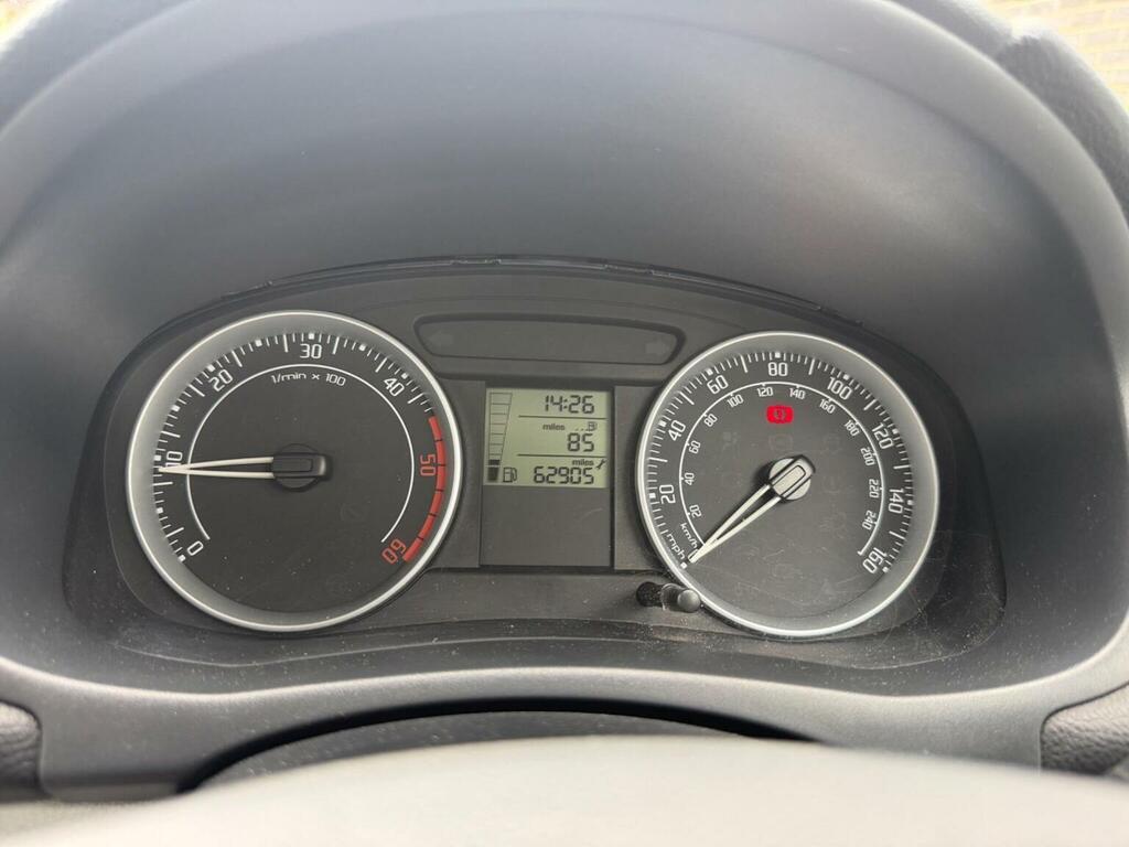 Skoda Fabia Estate Silver #31