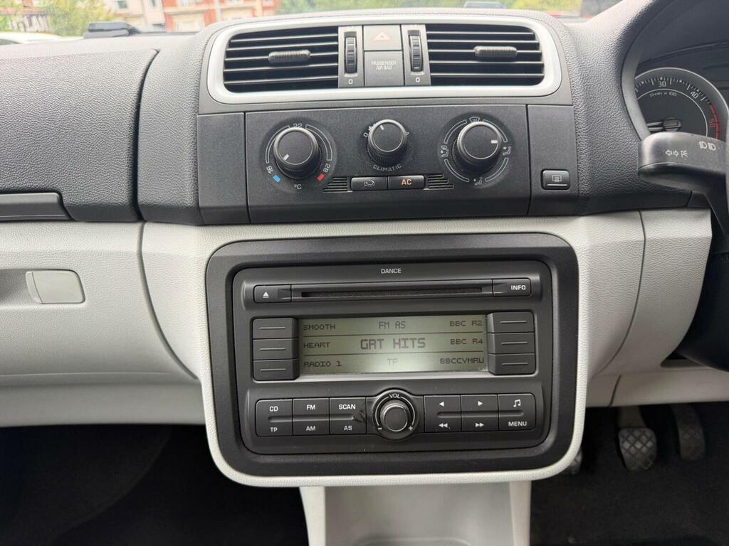 Skoda Fabia Estate Silver #33
