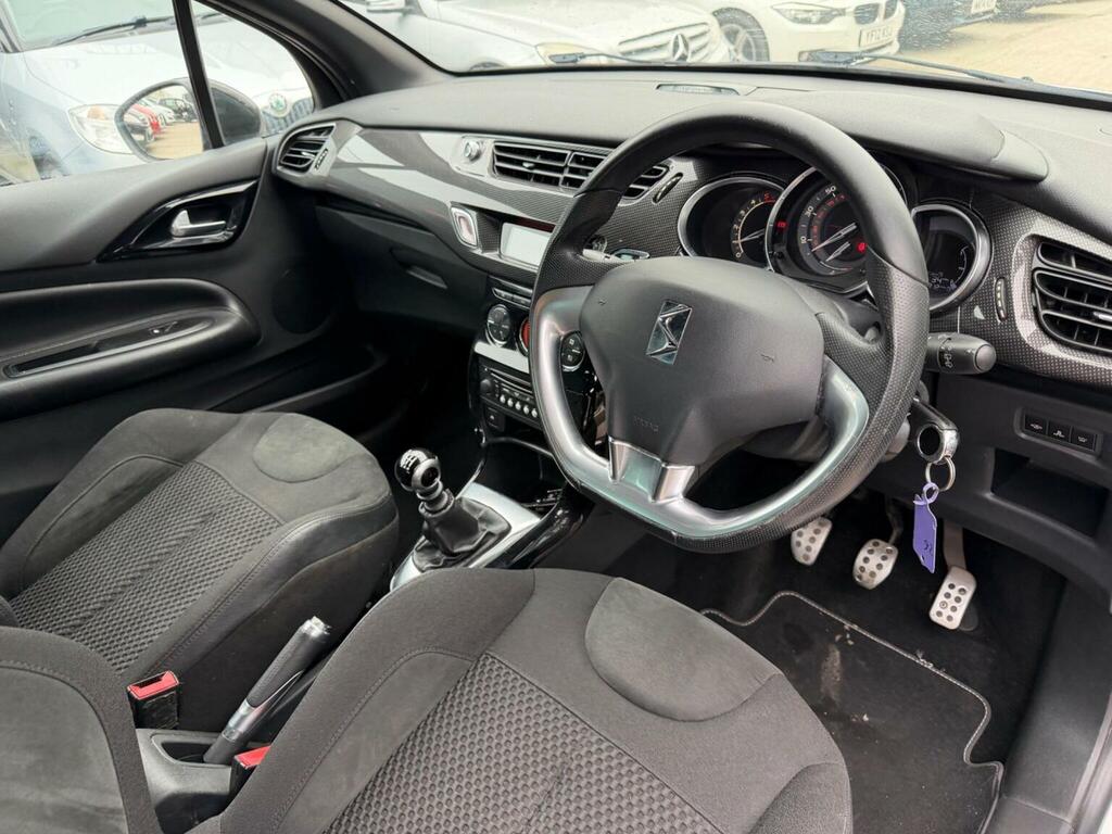 Citroen DS3 1.6 Vti Dstyle Euro 5 Red #11