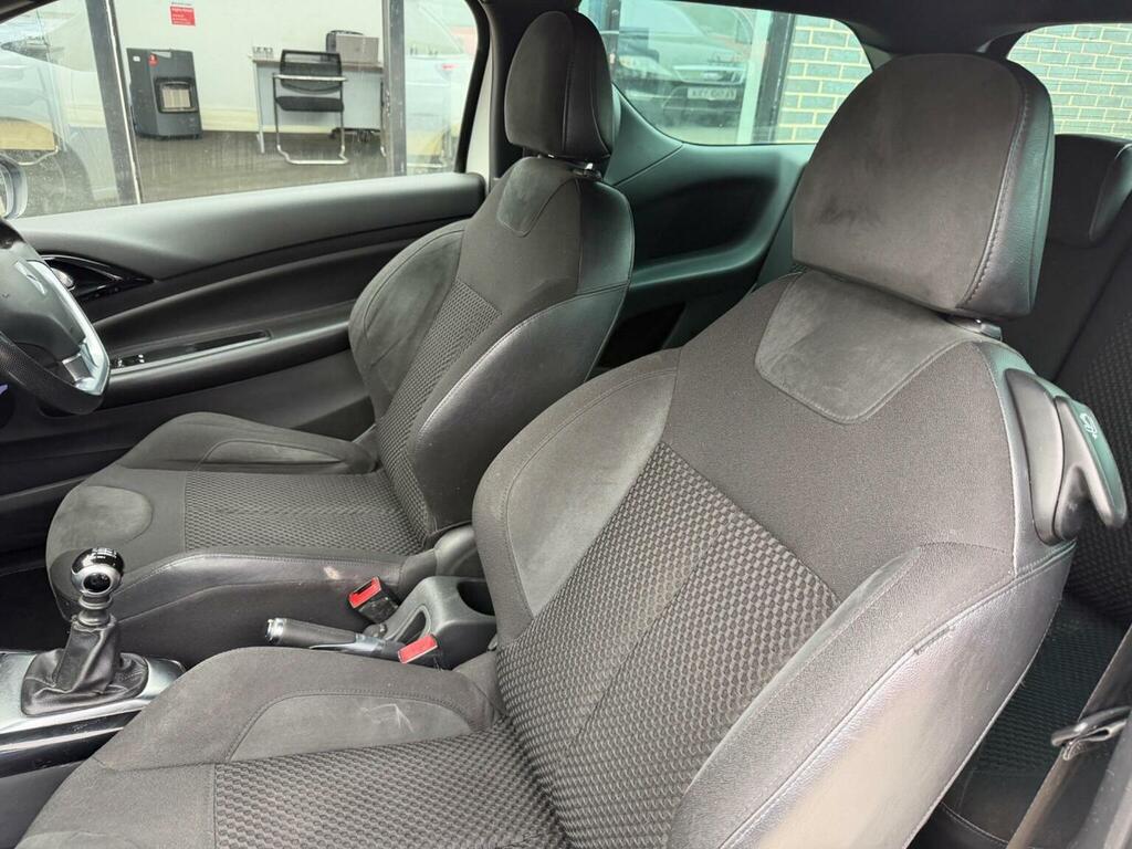 Citroen DS3 1.6 Vti Dstyle Euro 5 Red #17