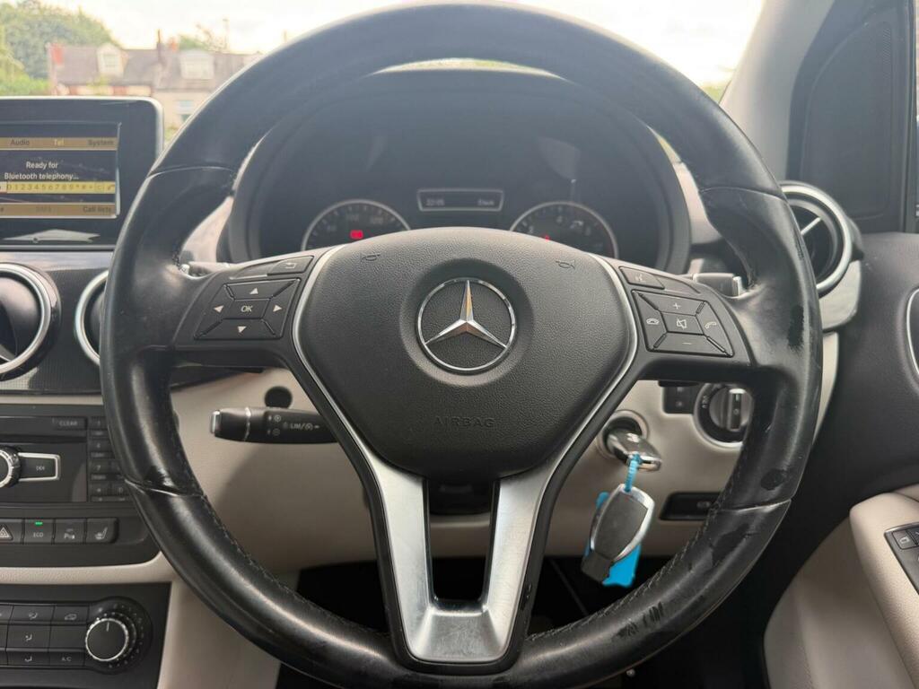 Mercedes-Benz B Class B180 Blueefficiency Se 5-Door Grey #30