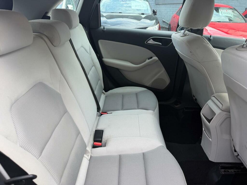 Mercedes-Benz B Class B180 Blueefficiency Se 5-Door Grey #20