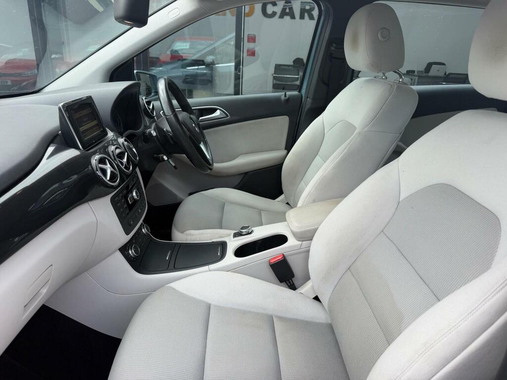 Mercedes-Benz B Class B180 Blueefficiency Se 5-Door Grey #15